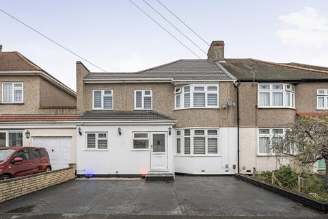 28 Madison Crescent, Bexleyheath, DA7 5SZ