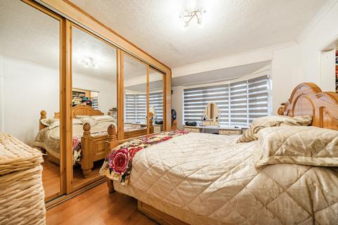28 Madison Crescent, Bexleyheath, DA7 5SZ