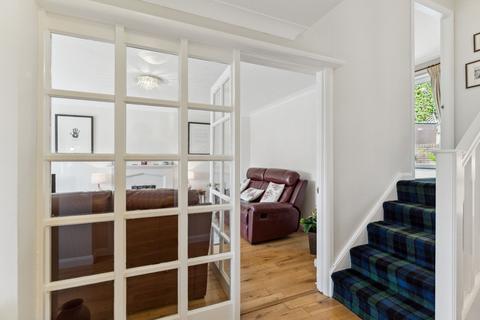 26 Abercrombie Drive, Bearsden, Glasgow, G61 4RR