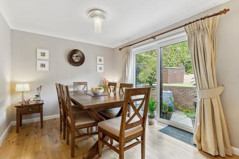 26 Abercrombie Drive, Bearsden, Glasgow, G61 4RR
