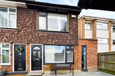 67a Leatherhead Road, Chessington, KT9 2HP