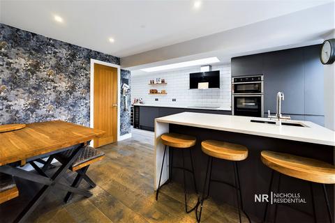 67a Leatherhead Road, Chessington, KT9 2HP