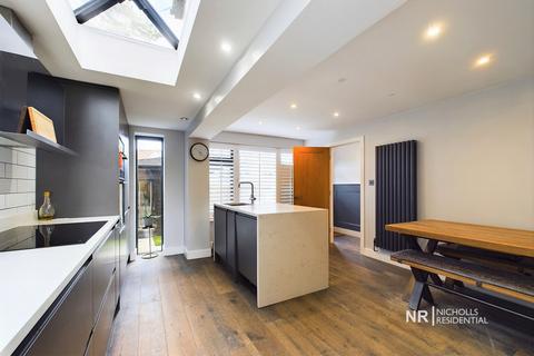 67a Leatherhead Road, Chessington, KT9 2HP