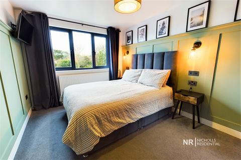 67a Leatherhead Road, Chessington, KT9 2HP
