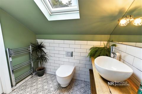 67a Leatherhead Road, Chessington, KT9 2HP