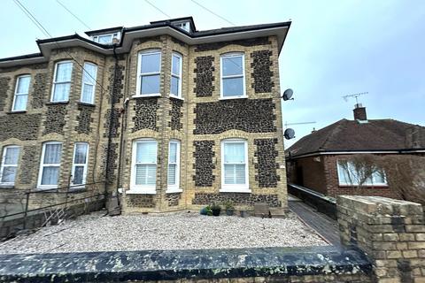 1 bedroom flat to rent, St. Mildreds Road, Westgate-On-Sea, CT8