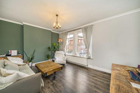 2 bedroom flat for sale, Brooks Road, London W4