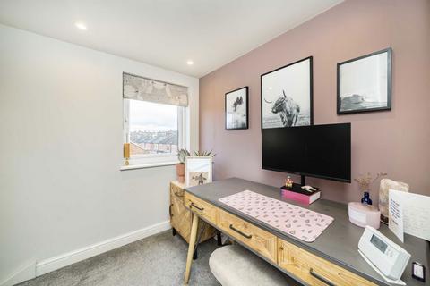 15a Brooks Road, London, W4 3BL
