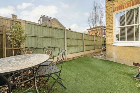15a Brooks Road, London, W4 3BL