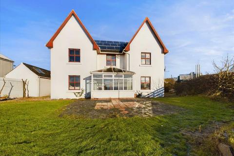 4 bedroom house for sale, Distillery Road, Port Ellen PA42