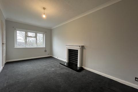 2 bedroom flat to rent, Manor Way, PETERBOROUGH PE6