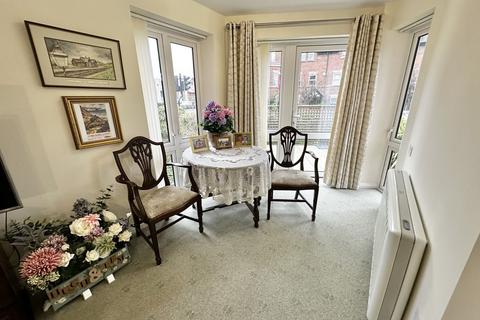 1 bedroom apartment for sale, Crocus Court, Poulton-Le-Fylde FY6