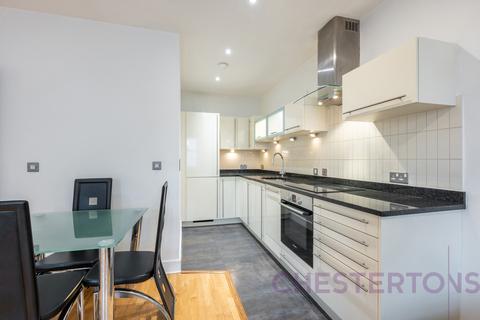 2 bedroom flat to rent, Alderney Court, 70 Trafalgar Road, London