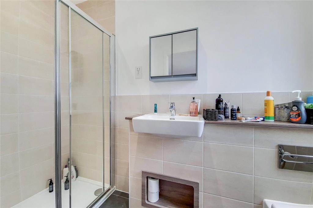Master En-Suite