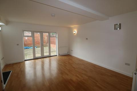 1 bedroom flat to rent, Overstone Road, Northampton NN1