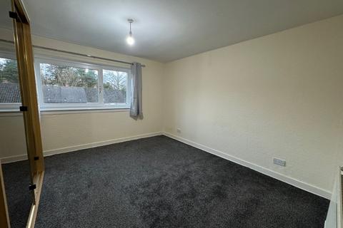 2 bedroom flat to rent, Alan Breck Gardens, Drum Brae, Edinburgh, EH4