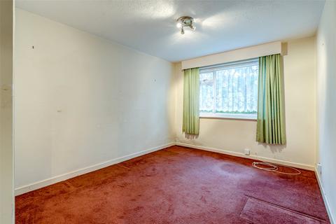 33 Chatsmore Crescent, Goring By Sea, Worthing, BN12 5AA