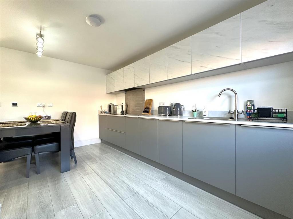 Stylish Kitchen 861
