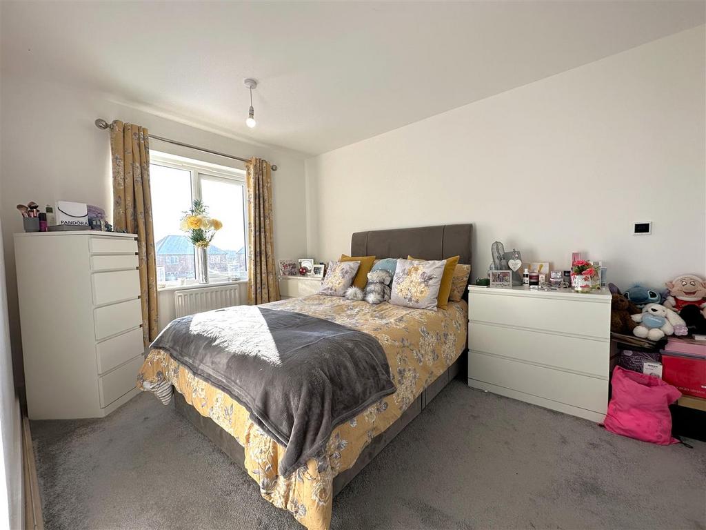 Master Bedroom 803
