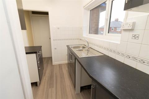 2 bedroom flat to rent, Benton Road, Newcastle Upon Tyne