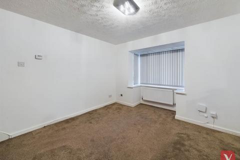 2 bedroom cluster house for sale, The Belfry, Luton LU2