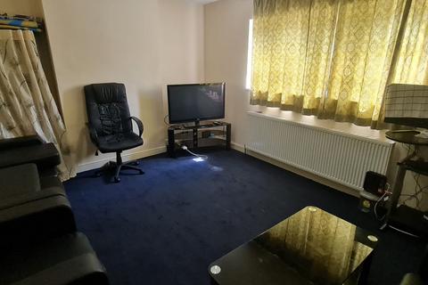 1 bedroom flat to rent, London, E12