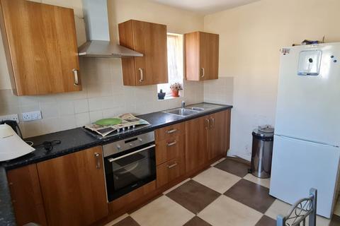 1 bedroom flat to rent, London, E12