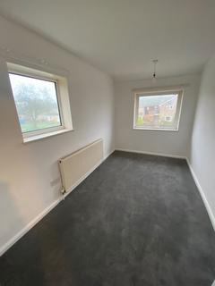 3 bedroom end of terrace house to rent, Taunton Avenue, Corby NN18