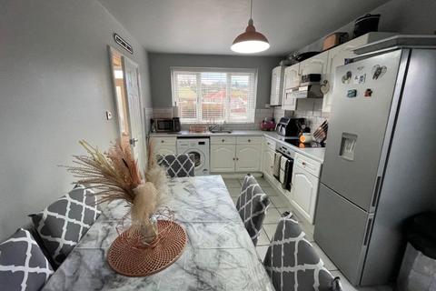 3 bedroom semi-detached house for sale, Ffordd Ellen, Craig-cefn-Parc, Swansea