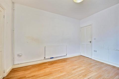 40 Terry Road, Coventry, CV1 2AW
