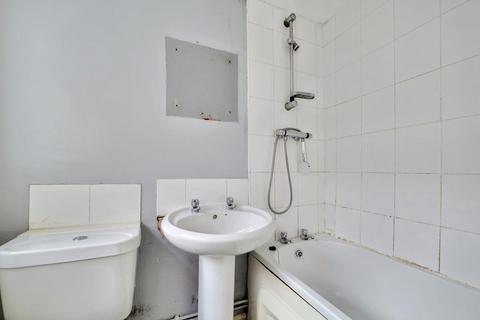 40 Terry Road, Coventry, CV1 2AW