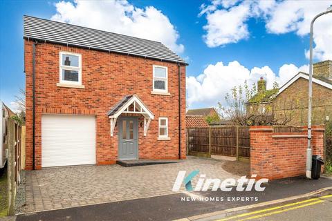 3 bedroom detached house for sale, Queen Street, Bardney, Lincoln