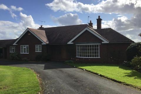 3 bedroom detached bungalow to rent, Nantwich CW5