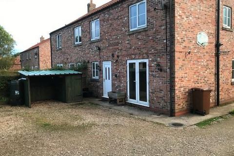 4 bedroom semi-detached house to rent, Southfarm Cottages, Scrayingham, York