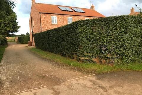 4 bedroom semi-detached house to rent, Southfarm Cottages, Scrayingham, York