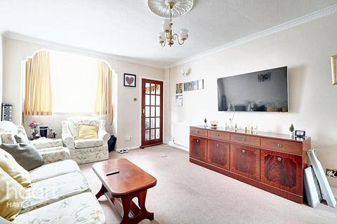 2 bedroom terraced house for sale, Burnham Gardens, Hayes