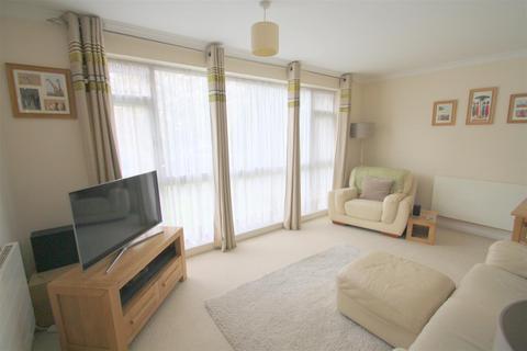 2 bedroom flat to rent, Flat 1 Hazlemere, SIDCUP DA14