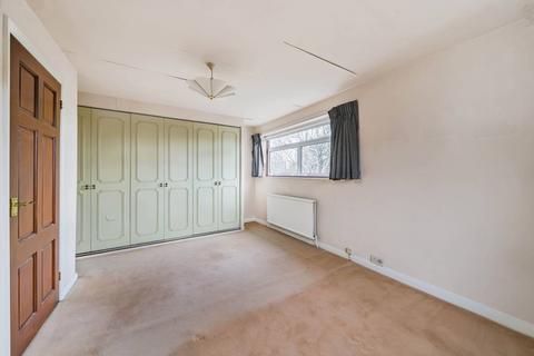 4 bedroom detached house for sale, Lyonsdown Road, New Barnet, Barnet, EN5