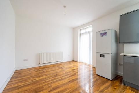 3 bedroom terraced house for sale, Cavendish Drive, Leyton, London, E11