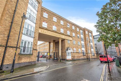 1 bedroom apartment to rent, Leathermarket Court, London, SE1