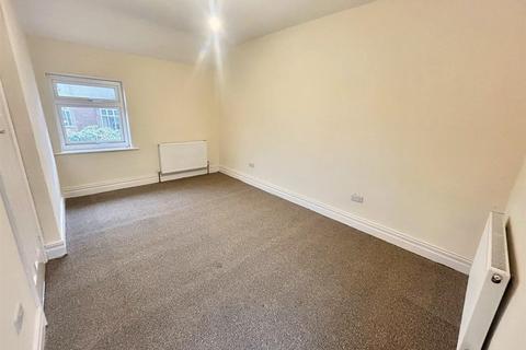 3 bedroom terraced house to rent, St Ronans Road, Monkseaton