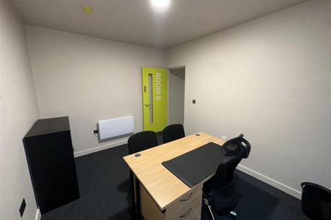 Serviced office to rent, Wallasey Road, Wallasey, CH44