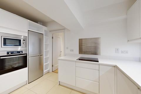 2 bedroom apartment to rent, Grove End Gardens, 33 Grove End Road, St John's Wood, Lodnon, NW8