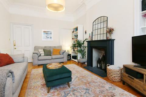 1 bedroom flat for sale, 12/1 Brunton Terrace, Hillside, Edinburgh, EH7 5EQ