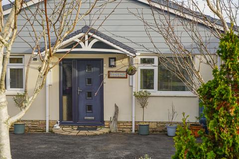 3 bedroom detached bungalow for sale, Pitt Hill, Appledore