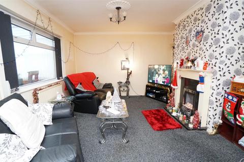 65 Stonegate Road, Bradford, BD10 8BU