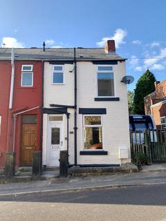 2 bedroom house to rent, Chapel Street, Hoyland