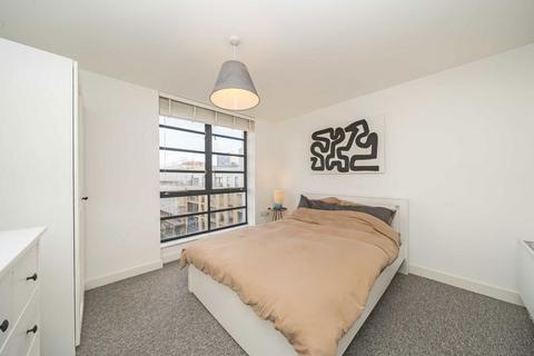 1 bedroom flat for sale, De Beauvoir Crescent, London N1