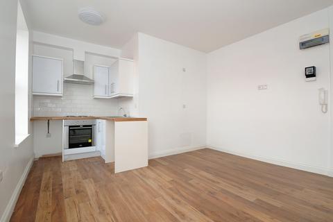 1 bedroom flat to rent, Rye Lane Peckham SE15