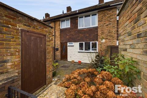 3 bedroom terraced house for sale, Normanhurst, Ashford, Surrey, TW15